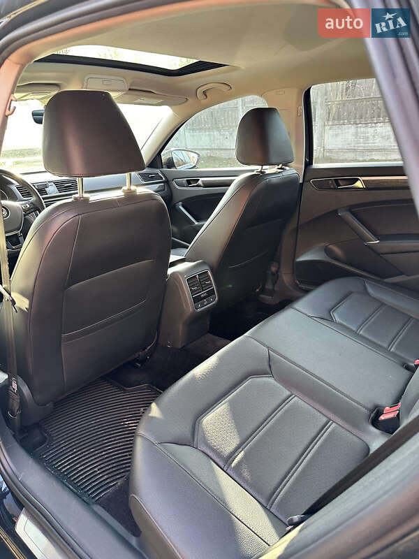 Седан Volkswagen Passat 2017 в Запорожье