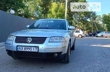 Седан Volkswagen Passat 2004 в Івано-Франківську