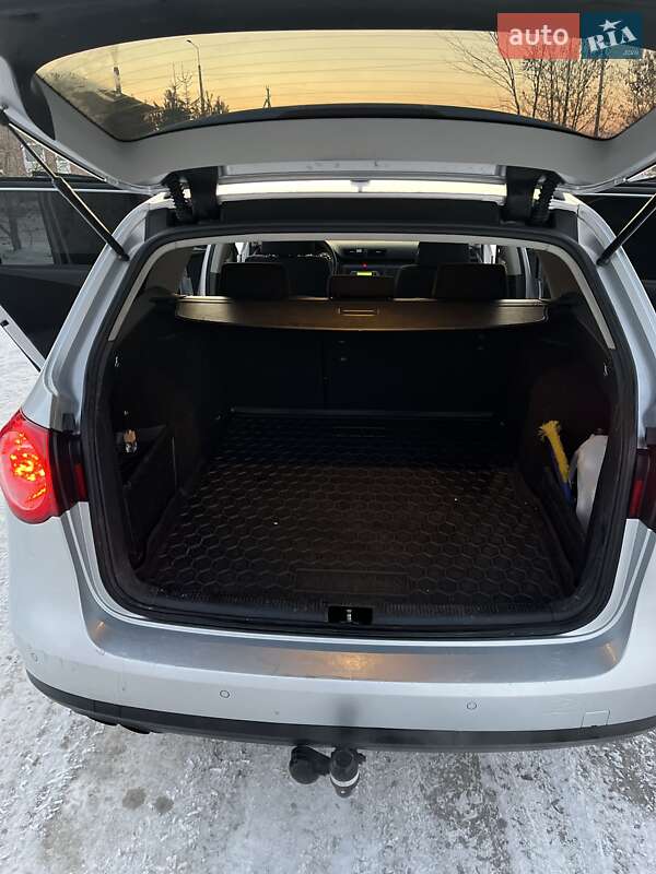 Универсал Volkswagen Passat 2009 в Львове
