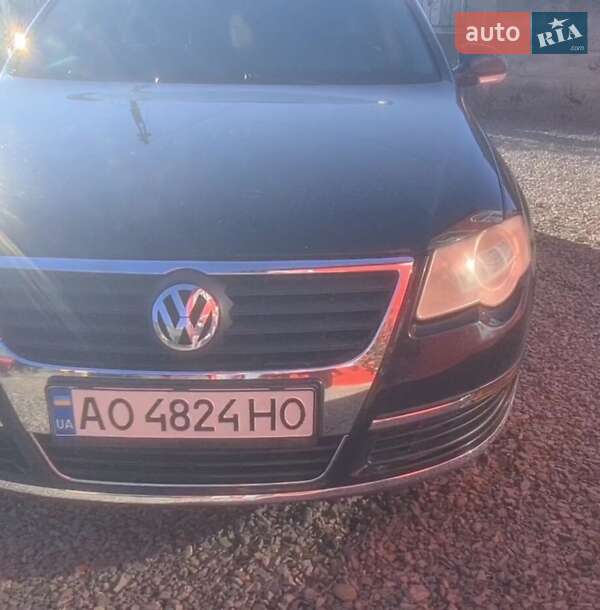 Седан Volkswagen Passat 2005 в Виноградове