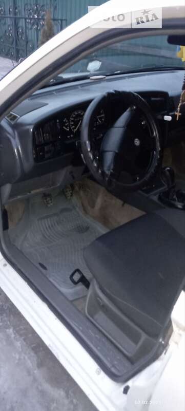 Седан Volkswagen Passat 1992 в Хмельницком