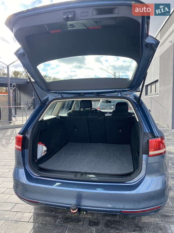 Універсал Volkswagen Passat 2016 в Луцьку