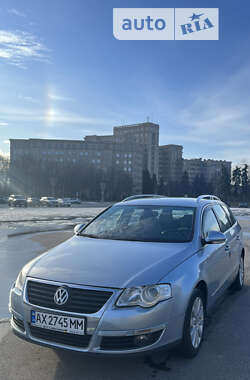 Универсал Volkswagen Passat 2005 в Харькове