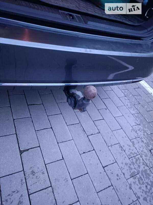 Универсал Volkswagen Passat 2015 в Одессе