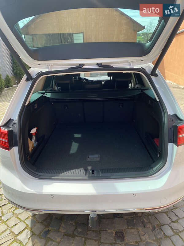 Универсал Volkswagen Passat 2018 в Мукачево фото 24 Универсал Volkswagen Passat 2018 в Мукачево