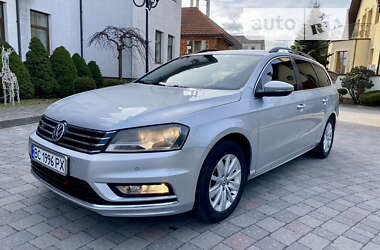 Универсал Volkswagen Passat 2012 в Стрые