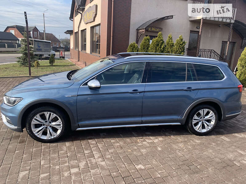 Универсал Volkswagen Passat 2017 в Сарнах фото 3 Универсал Volkswagen Passat 2017 в Сарнах