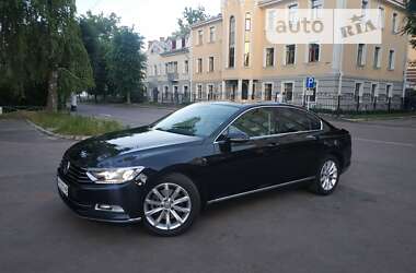 Седан Volkswagen Passat 2017 в Житомире