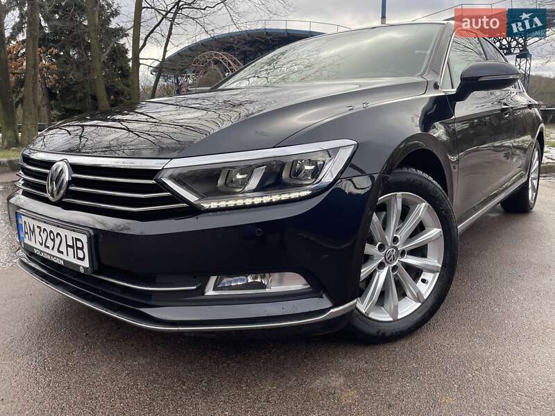 Седан Volkswagen Passat 2017 в Житомире