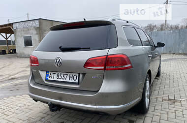 Універсал Volkswagen Passat 2012 в Коломиї