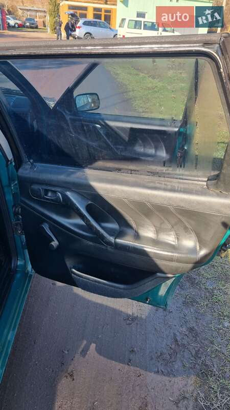 Універсал Volkswagen Passat 1994 в Шептицькому