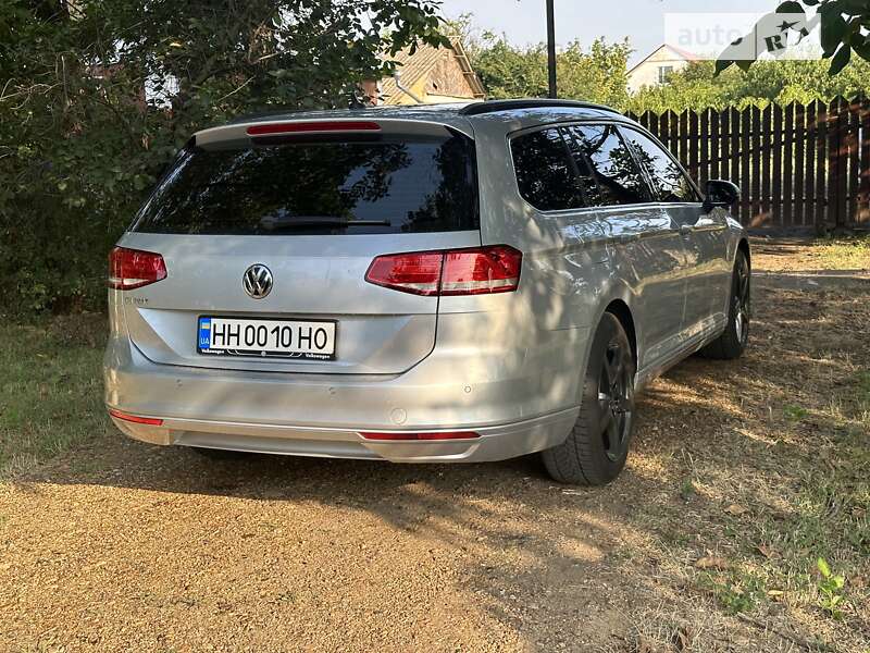 Универсал Volkswagen Passat 2018 в Одессе