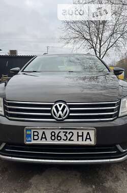 Універсал Volkswagen Passat 2013 в Бобринці