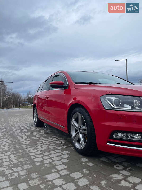 Універсал Volkswagen Passat 2013 в Самборі