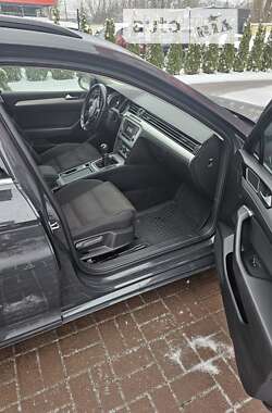 Универсал Volkswagen Passat 2015 в 