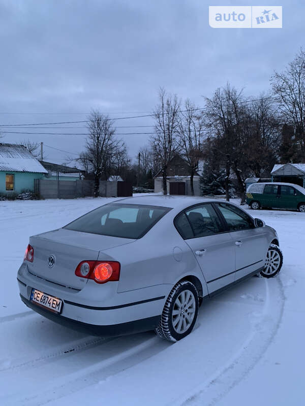 Седан Volkswagen Passat 2008 в Новой Ушице