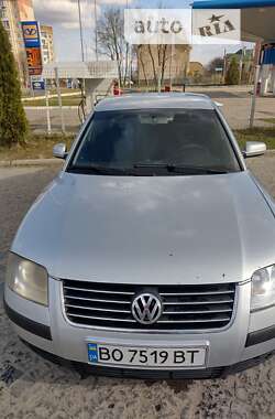 Седан Volkswagen Passat 2002 в Чорткові