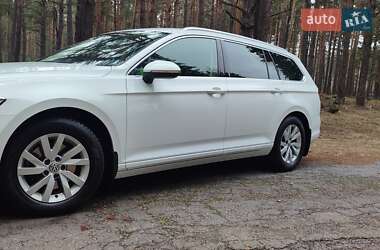 Универсал Volkswagen Passat 2017 в 