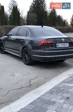 Седан Volkswagen Passat 2016 в 