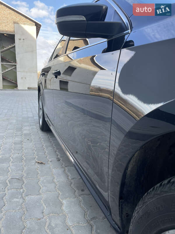 Седан Volkswagen Passat 2012 в Трускавце