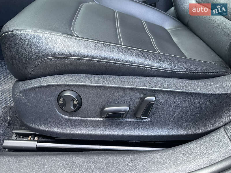 Седан Volkswagen Passat 2012 в Трускавце