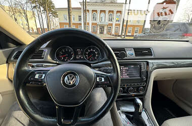 Седан Volkswagen Passat 2016 в Сумах