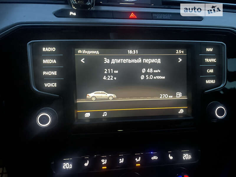 Седан Volkswagen Passat 2015 в Виноградові
