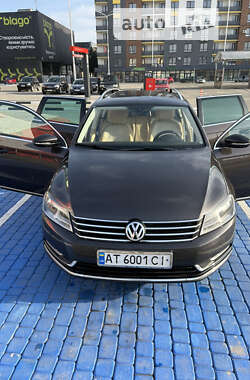 Универсал Volkswagen Passat 2011 в Ивано-Франковске