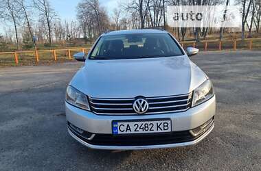 Універсал Volkswagen Passat 2013 в Звенигородці