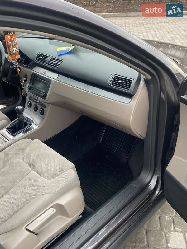 Седан Volkswagen Passat 2006 в Львове фото 4 Седан Volkswagen Passat 2006 в Львове