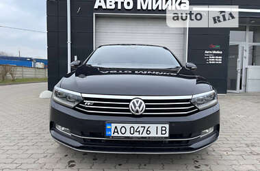 Седан Volkswagen Passat 2014 в Радехове