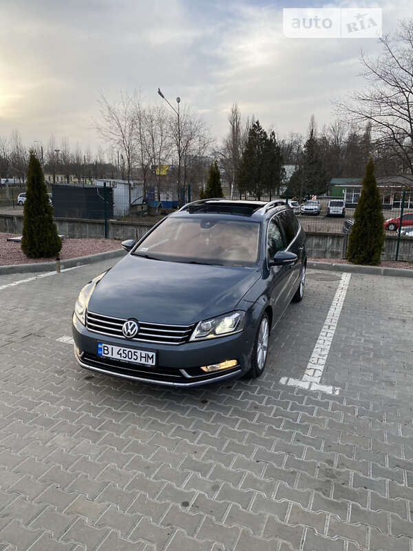 Универсал Volkswagen Passat 2012 в Кременчуге