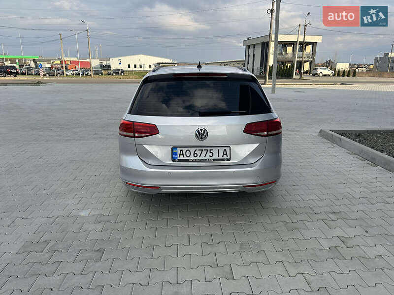 Универсал Volkswagen Passat 2015 в Хусте