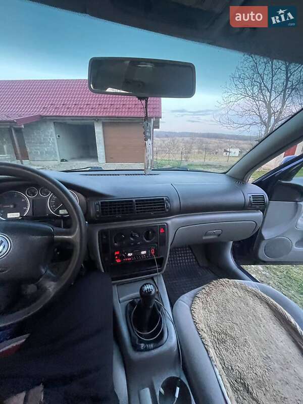 Универсал Volkswagen Passat 2001 в Болехове