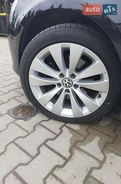 Универсал Volkswagen Passat 2013 в Сумах