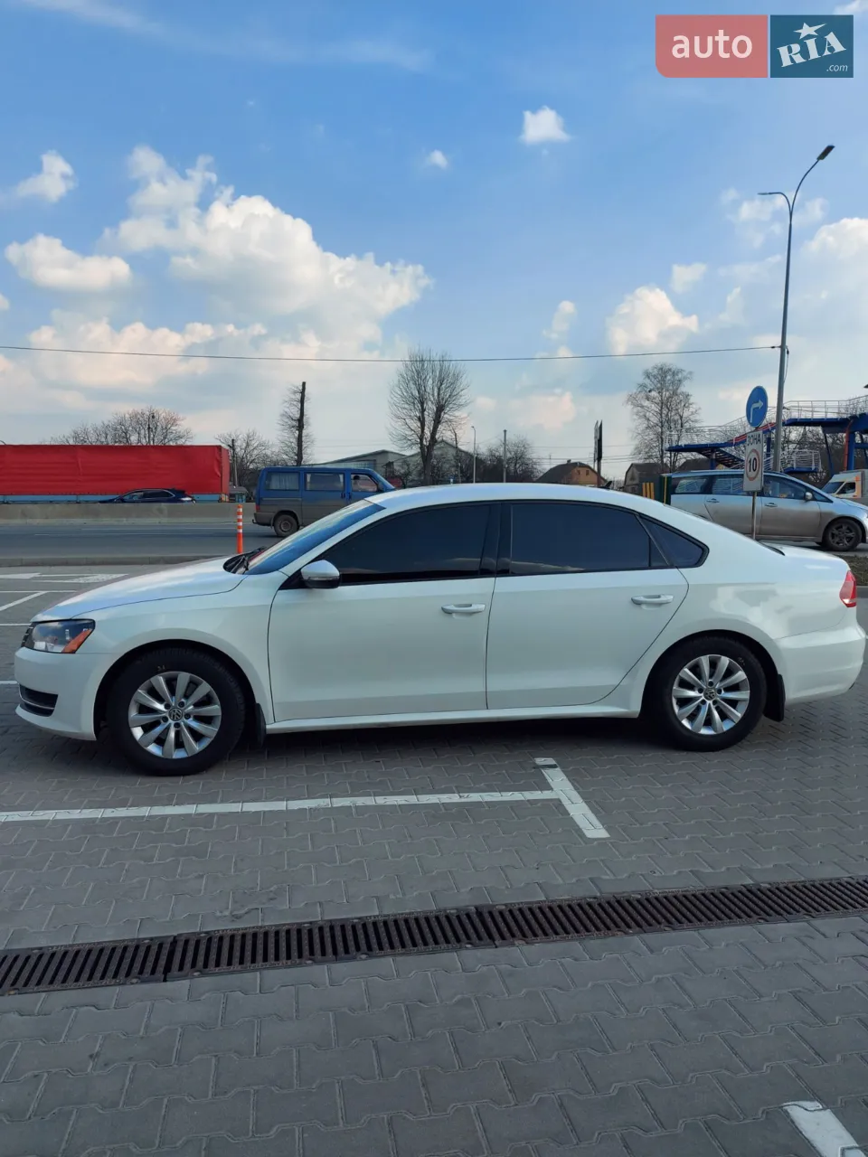 2010 Volkswagen Passat - мініатюра 19