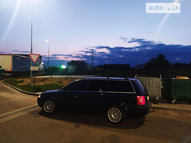 Универсал Volkswagen Passat 2003 в Львове