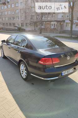 Седан Volkswagen Passat 2011 в Ужгороді