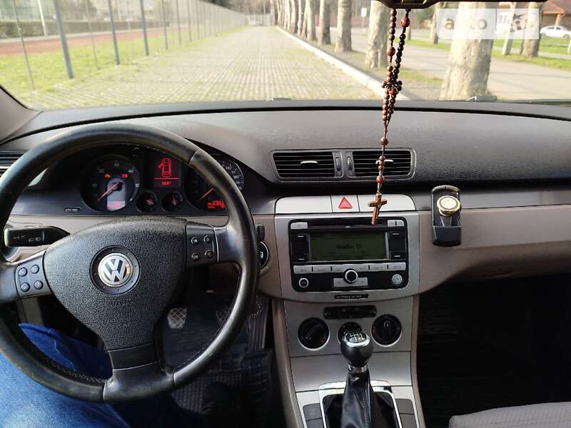 Универсал Volkswagen Passat 2006 в Мукачево