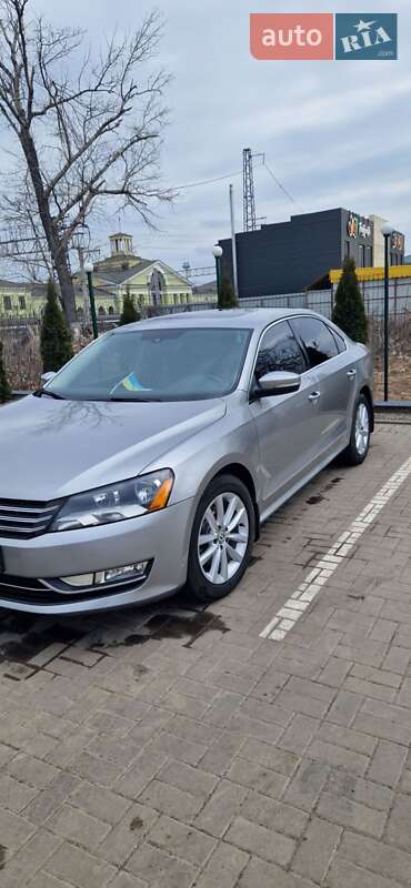Седан Volkswagen Passat 2013 в Лозовой