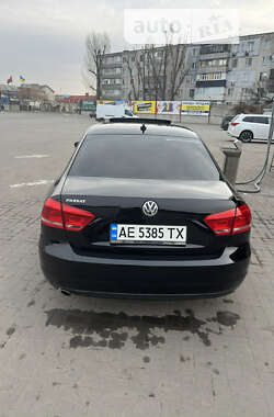 Седан Volkswagen Passat 2013 в Павлограді