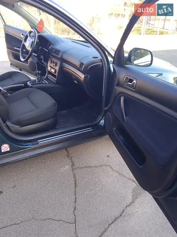 Volkswagen Passat 2001 VIN WVWZZZ3BZ2E267787 фото оголошення 8 з 56
