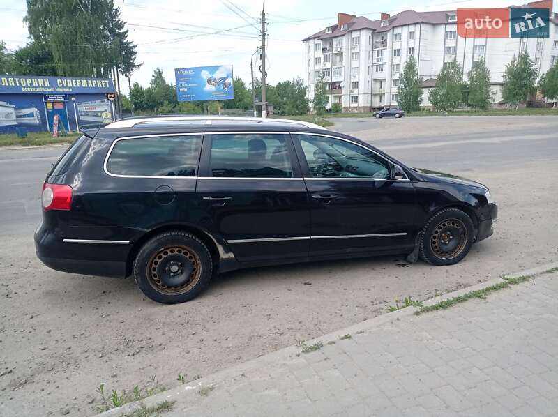 Универсал Volkswagen Passat 2010 в Хмельницком