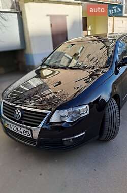 Седан Volkswagen Passat 2008 в Кропивницком