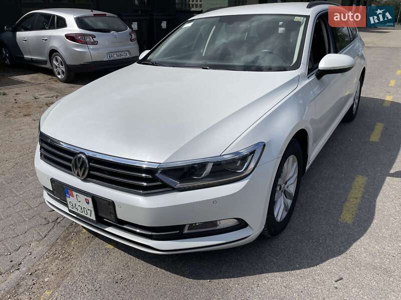 Универсал Volkswagen Passat 2017 в Коломые