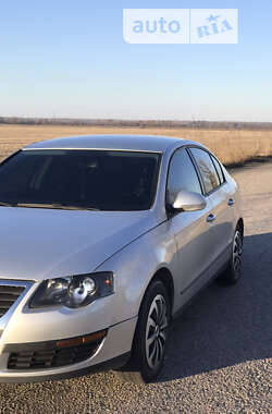 Седан Volkswagen Passat 2005 в Дніпрі