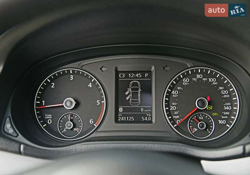 Седан Volkswagen Passat 2012 в Полтаве