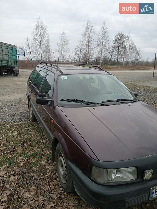 Универсал Volkswagen Passat 1993 в Костополе