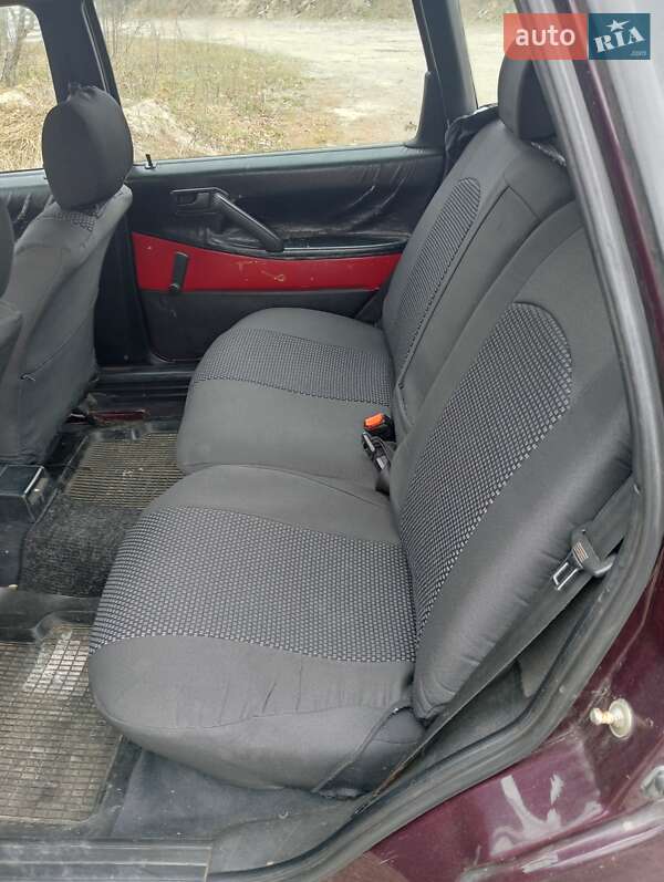 Универсал Volkswagen Passat 1993 в Костополе