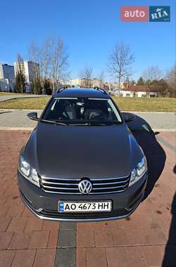 Универсал Volkswagen Passat 2012 в Иршаве